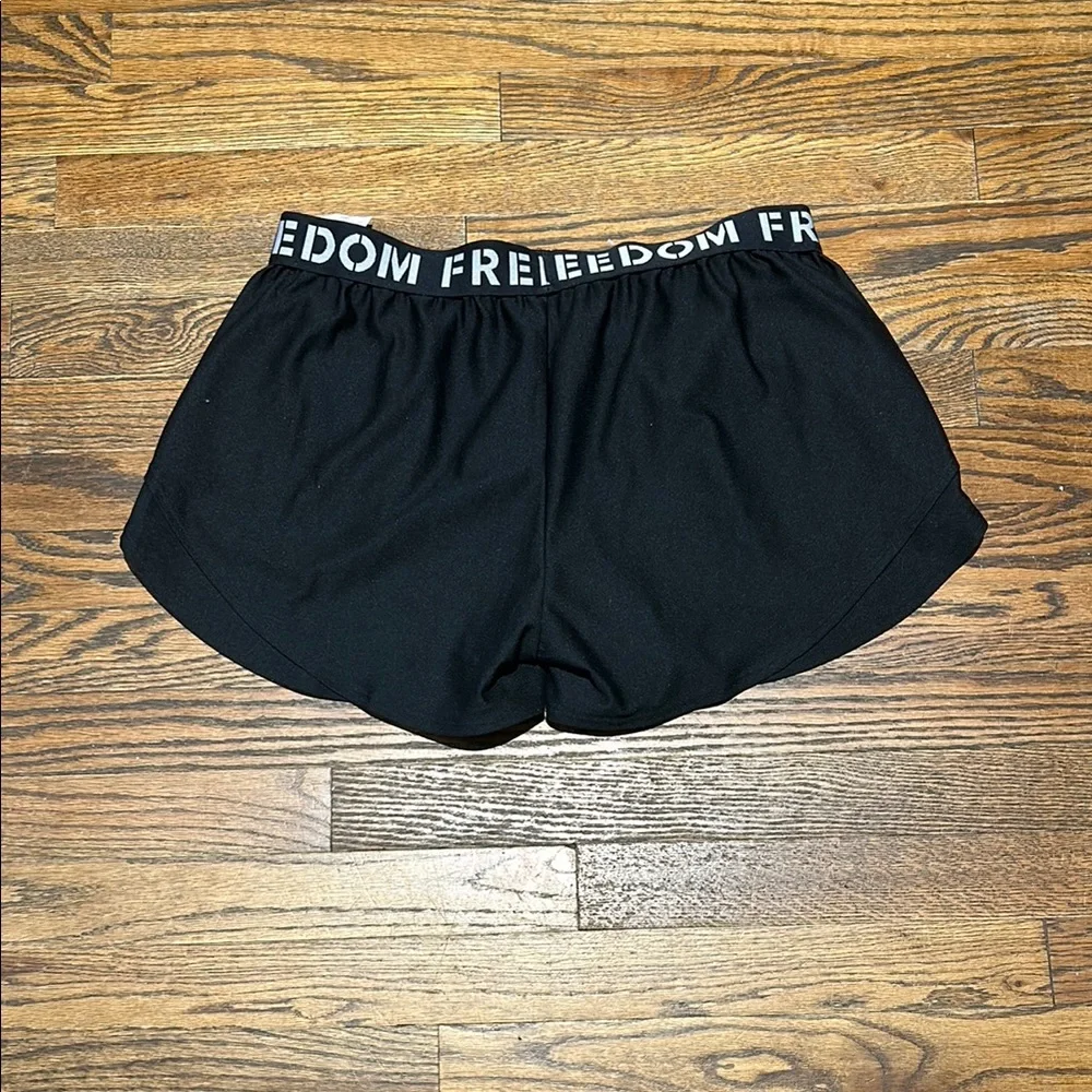 Under Armour Black Athletic Shorts with Elastic Waistband - Picture 2 of 4